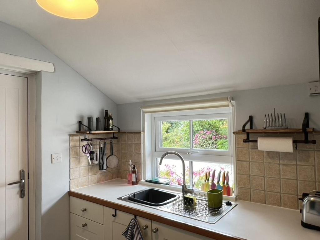 Tresowes Green Cottage Helston Habitación foto